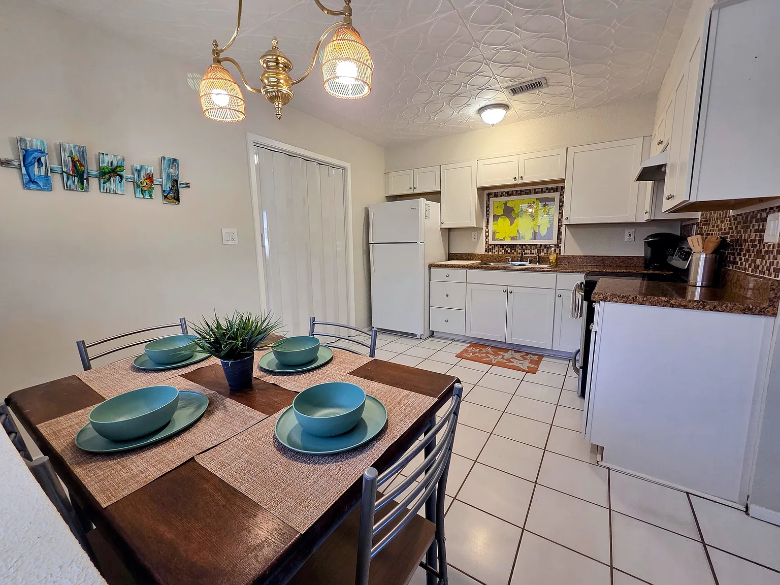6221 Pinetree Ave — Photo 4