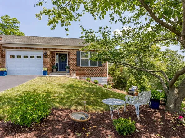 4003 Pirkey Ln, Harrisonburg, VA 22801