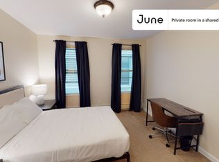 17 Berkshire St #B, Cambridge, MA 02141
