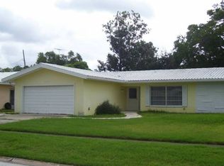 10311 Imperial Point Dr E, Largo, FL 33774