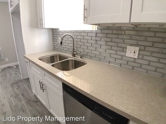 5th image of 812 1/2 W D St #9850300