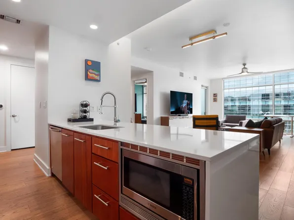 210 Lee Barton Dr Unit 415, Austin, TX 78704