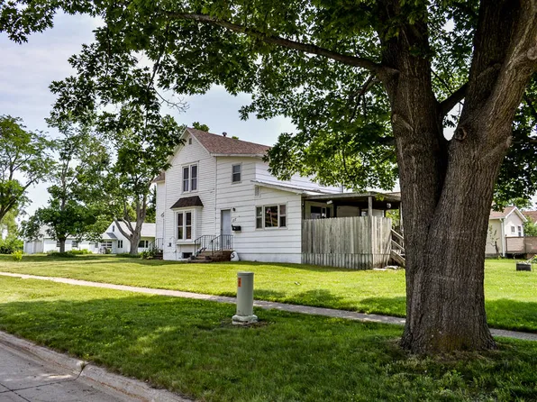 117 N Walnut St, Madrid, IA 50156