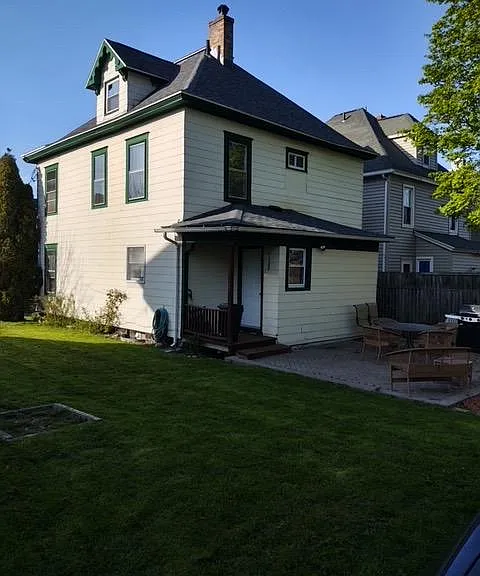 245 Whittier Ave — Photo 7