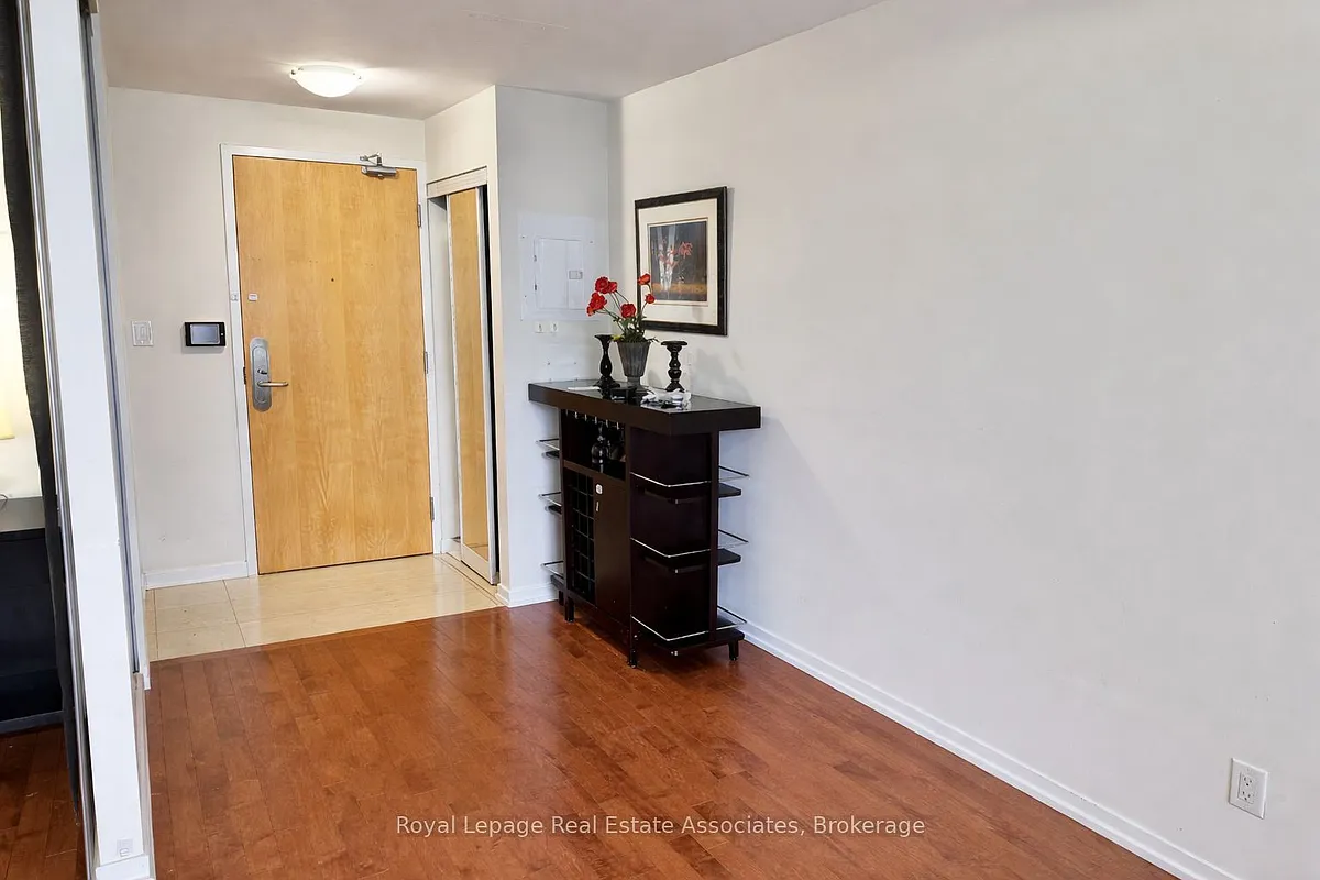Building Photo - 65 Bremner Blvd #4211