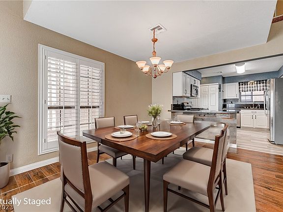 3rd image of 4824 Maryvale Dr