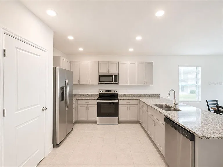 5671 Nispero Way — Photo 7
