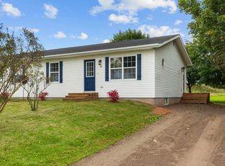 18 Kingston Rd, Cornwall, PE C0A1H8