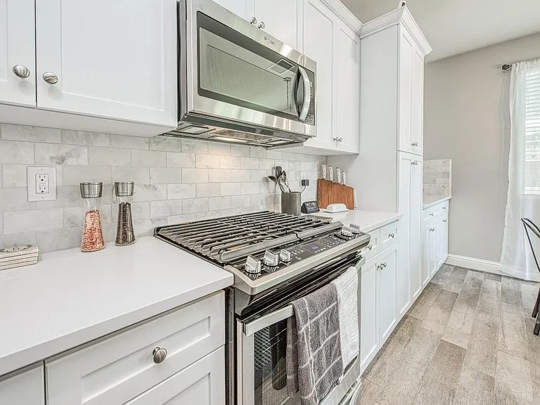 1394 E Via Dorata Way — Photo 15