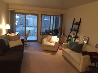 1069 Barton Dr APT 212, Ann Arbor, MI 48105