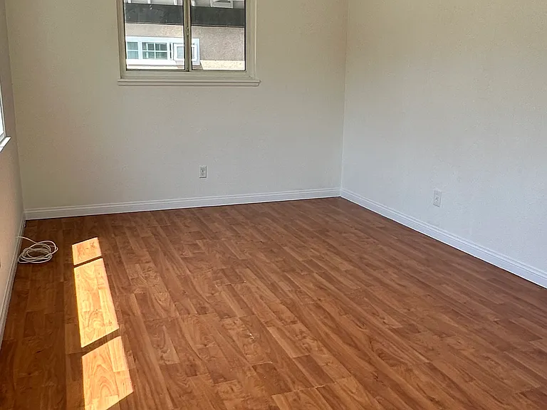 17317 Ardmore Ave — Photo 9