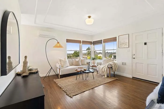 5527 Encina Dr — Photo 3