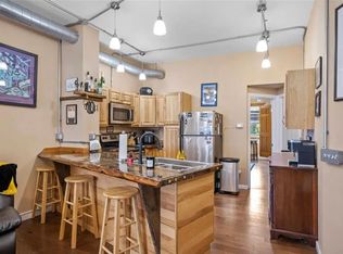 421 E Carson Street #FL 1ST, Pittsburgh, PA 15203