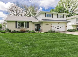 5530 Harleston Dr, Lyndhurst, OH 44124