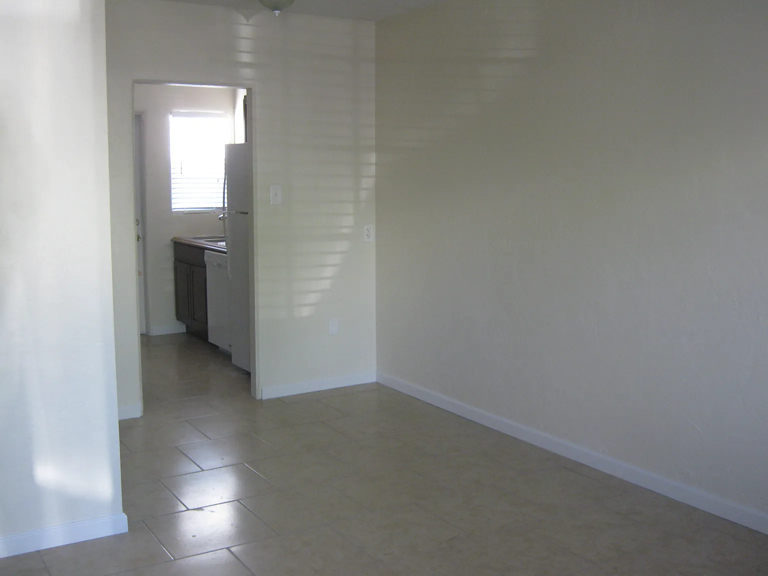 1 bed, 600 sqft, $930 — Photo 3