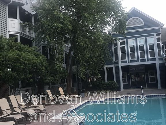 4th image of 525-3C N Graham St