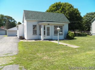 856 E Grove St, Galesburg, IL 61401