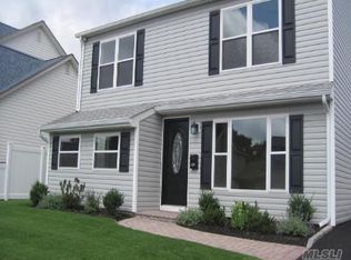 4197 Harriet Rd, Bethpage, NY 11714