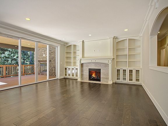 5th image of 6002 63rd Avenue Ct NW