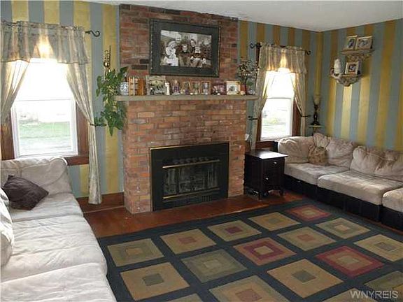 2nd image of 3742 W View Ave