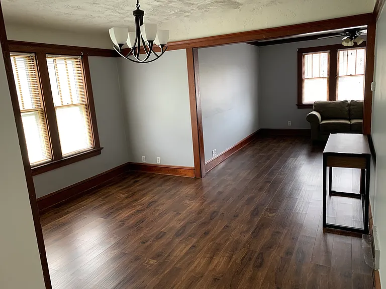 3146 S Clement Ave — Photo 7