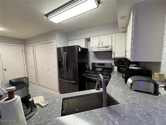 5th image of 6770 Quarrystone Ln