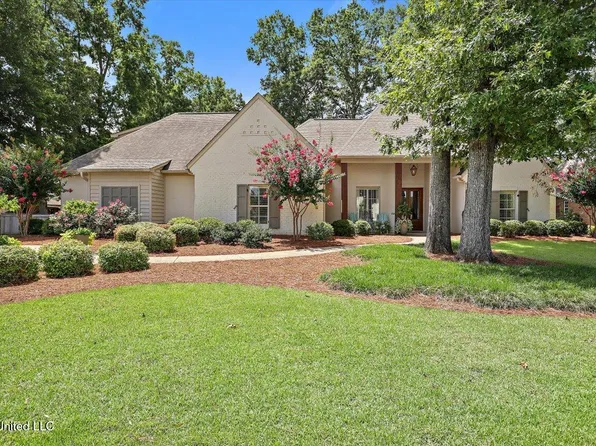 215 Grayhawk Dr, Madison, MS 39110