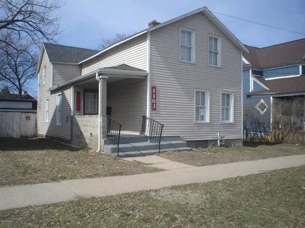 1103 Turner Ave NW, Grand Rapids, MI 49504