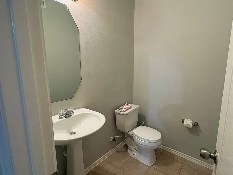 1902 Creegan Park Ct — Photo 12
