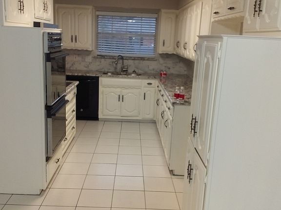 3rd image of 314 Willowcrest Dr