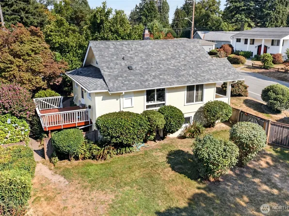 906 SW 130th Street, Burien, WA 98146