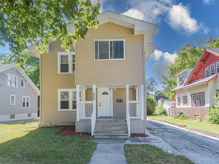 600 Sunderlin St #2 — Photo 2