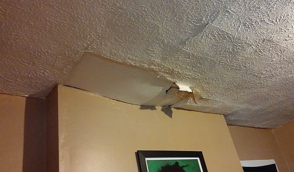 2nd image of 2526 Louise Ave