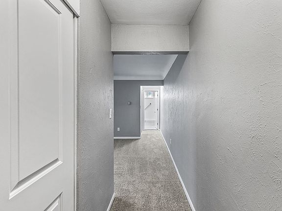 5th image of 1009 Randolph Ave APT 3