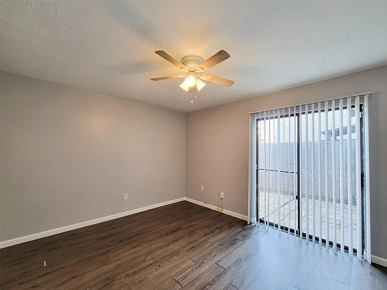 6401 Deihl Rd #307 — Photo 15