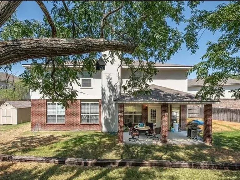 2416 Catawba Loop — Photo 19