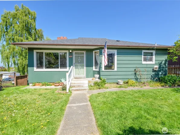 623 E 10th St, Port Angeles, WA 98362