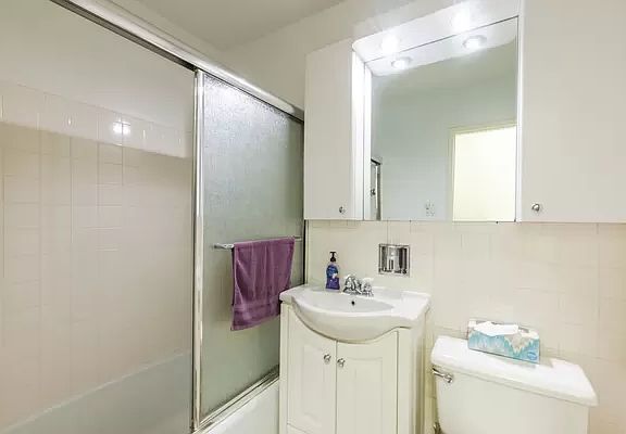 4th image of 160 W End Ave APT 15G