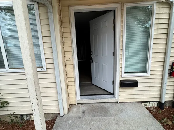 Avenue 99, 4518 SE 99th Ave #4518-A-K158, Portland, OR 97266