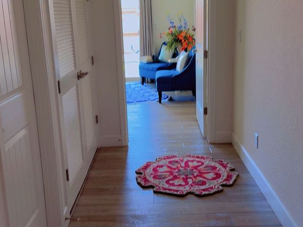 9871 Clyde Ingalsbe St