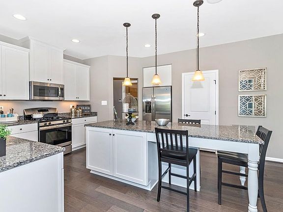 5th image of 4610 Preserve Cir