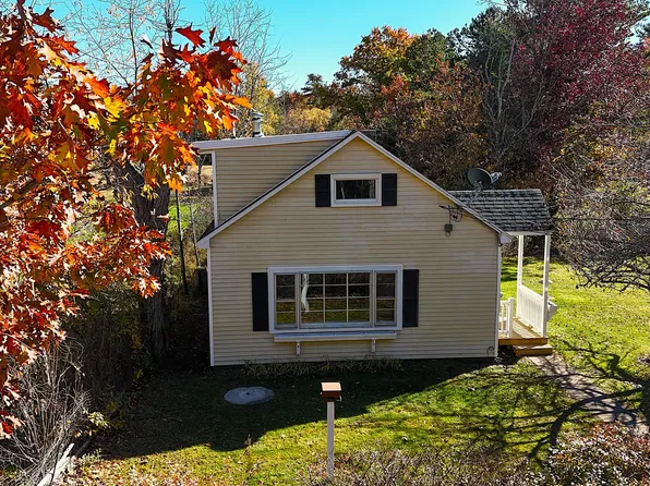 52 Country Club 2 Road, Sanford, ME 04073