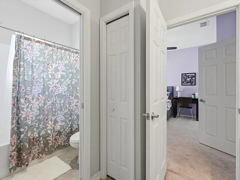 3615 Peregrine Way — Photo 16