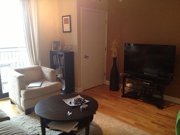 4th image of 451 W Huron St Unit 1505
