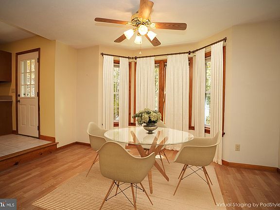 3rd image of 44588 Aspen Ln