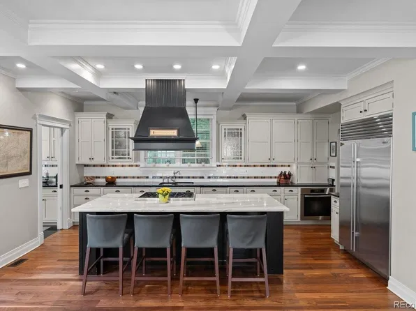 1811 Bellaire Street, Denver, CO 80220