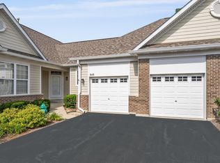 848 Skyline Dr, Batavia, IL 60510