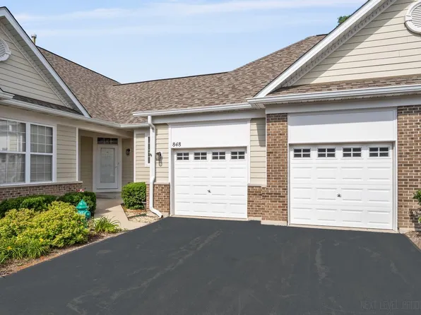 848 Skyline Dr, Batavia, IL 60510