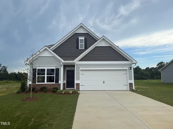 202 E Victory View Ter, Smithfield, NC 27577