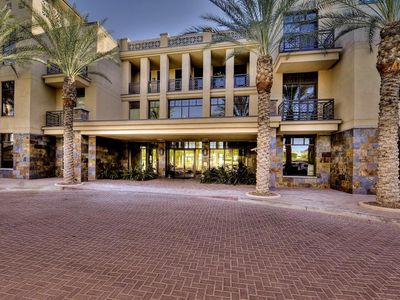 8 Biltmore Ests #311, Phoenix, AZ, 85016